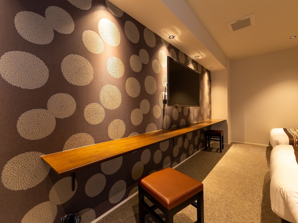 スタンダードB 禁煙 客室5 | グランドベース広島平和公園前