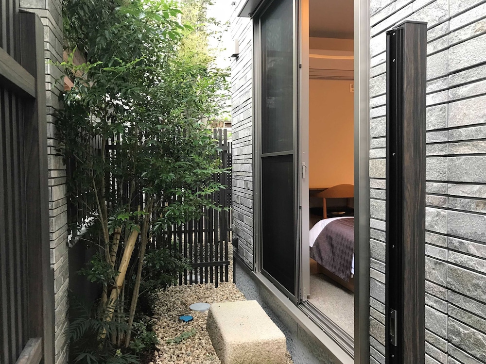 スタンダードA 禁煙 客室13 | グランドベース広島平和公園前