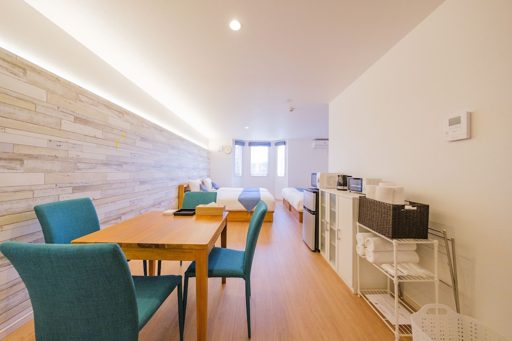 コンフォート 4 人部屋 禁煙 客室1 | ecot 伊良部大橋 Premier