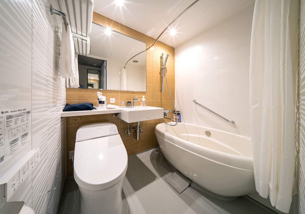 スタンダードダブルルーム(2名様利用)禁煙 バスルーム0 | DEL style 池袋東口 by Daiwa Roynet Hotel