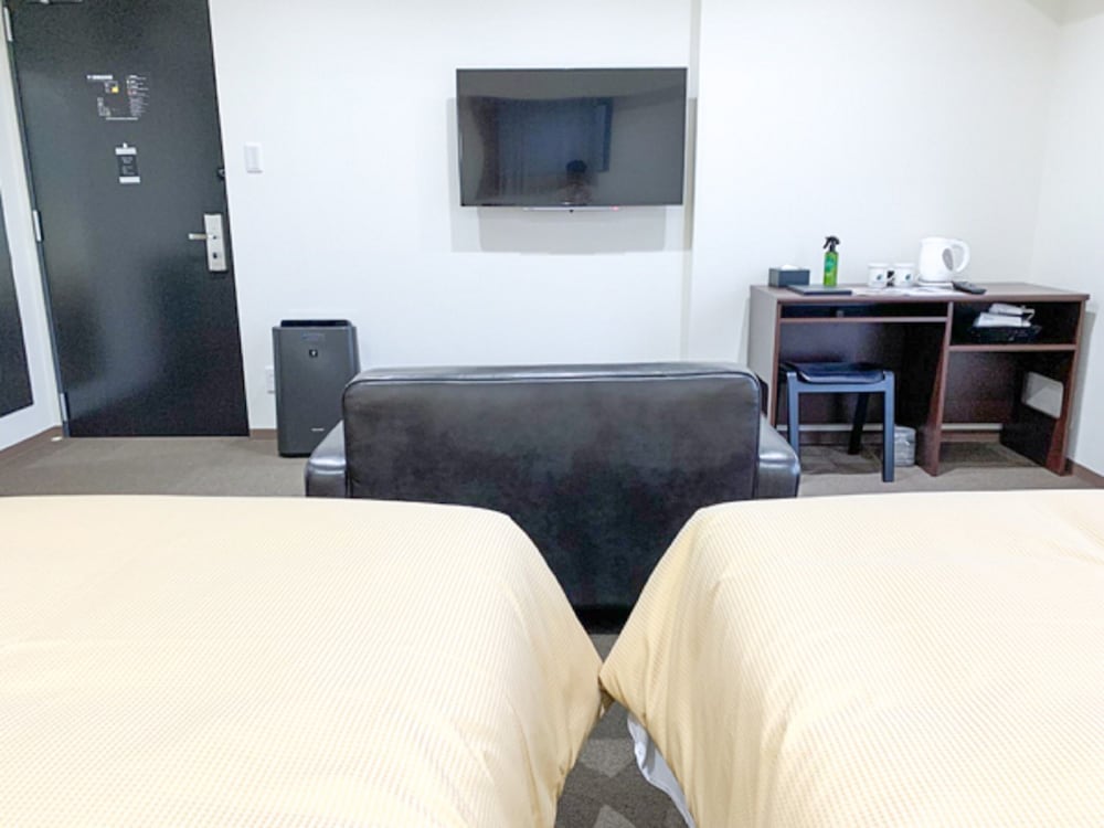 ラグジュアリー ツインルーム 喫煙可 客室2 | ホテルリブマックス京都二条城西