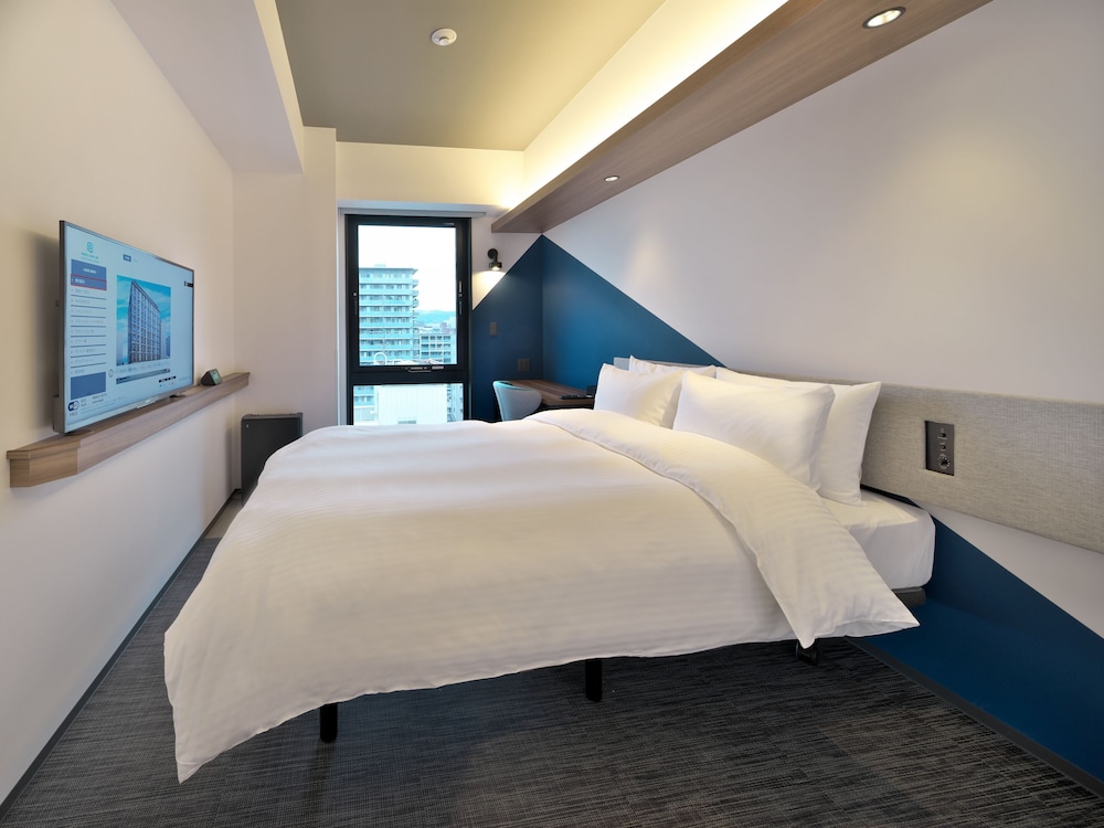 スタンダード ダブルルーム (B) 無料朝食付 | プリンス スマート イン 京都四条大宮