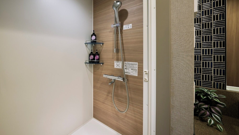 ベーシックファミリールーム シャワーのみ 禁煙 バスルーム0 | Minn 葛西