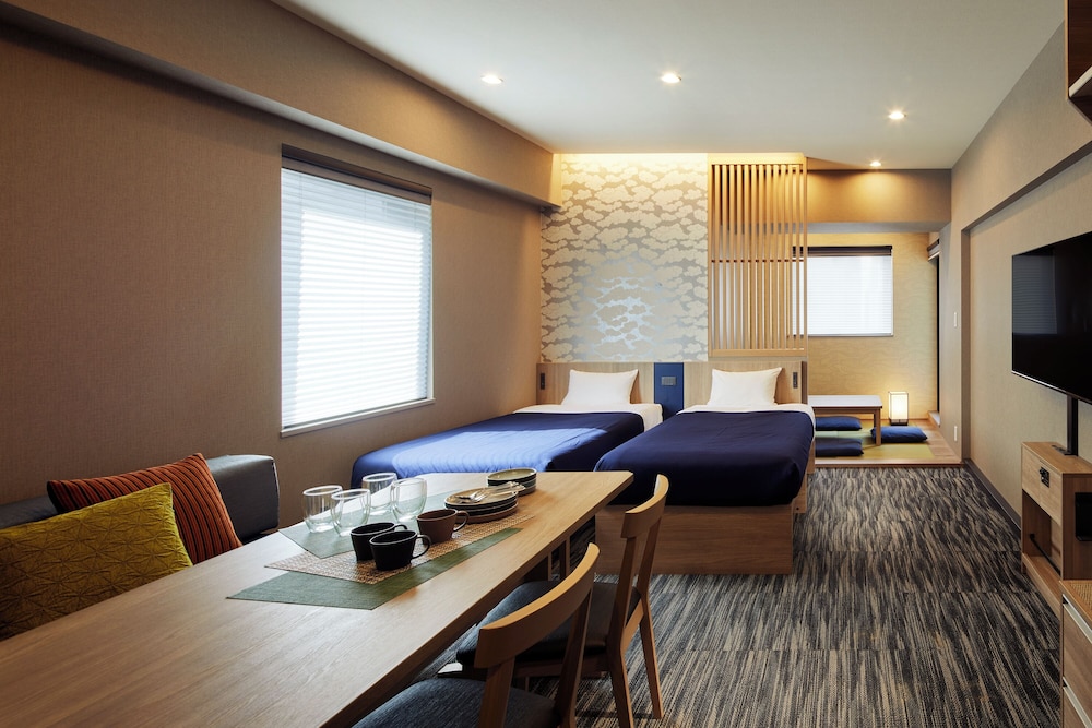 Superior 5Bed | Minn 秋葉原