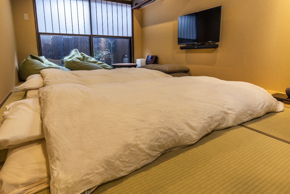 トラディショナル ハウス リビングルーム0 | Shiki Homes KUMEI 空明