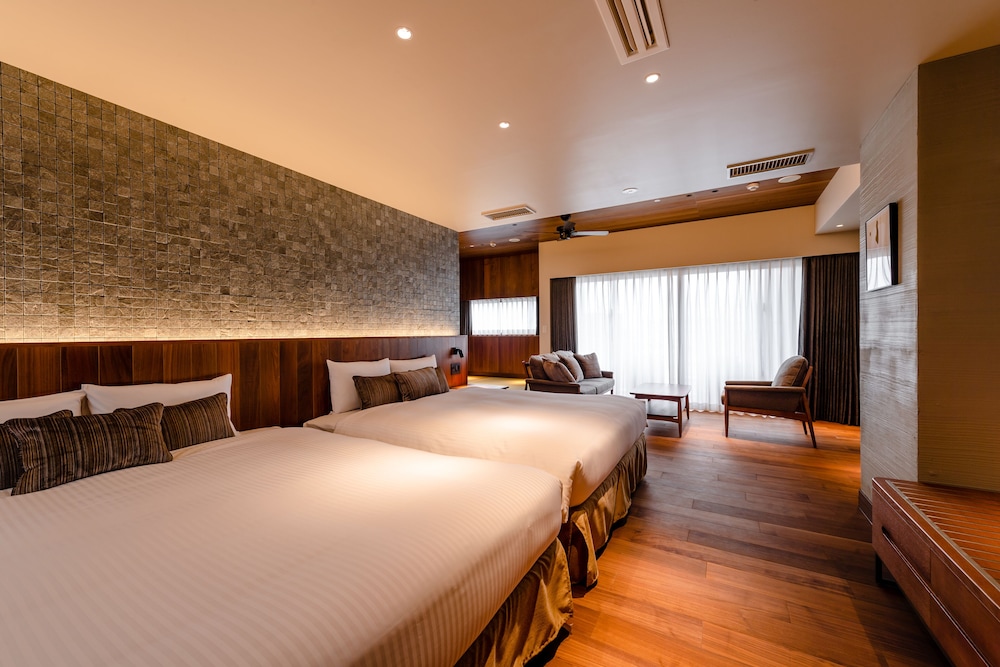 ラグジュアリー スタジオスイート 禁煙 (Terrace Suite) 客室2 | プロスタイル テラス ナハ