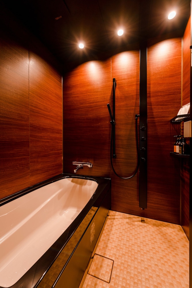 スーペリア ダブルルーム 禁煙 (Terrace Double) バスルーム1 | プロスタイル テラス ナハ