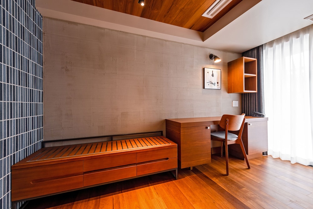 デラックス ダブルルーム 禁煙 (King Room) 客室2 | プロスタイル テラス ナハ