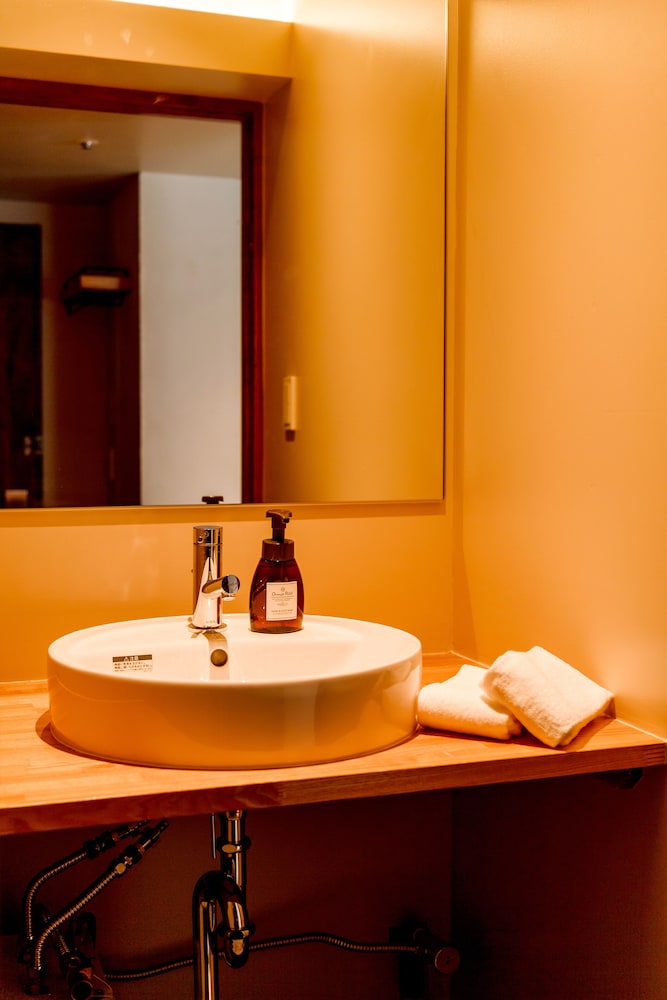 ラグジュアリー スタジオスイート 禁煙 (Terrace Suite) バスルーム3 | プロスタイル テラス ナハ