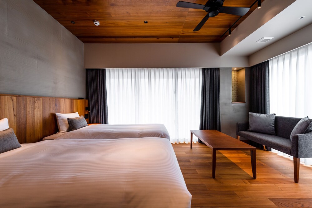 スーペリア ツインルーム (Terrace Twin) | プロスタイル テラス ナハ