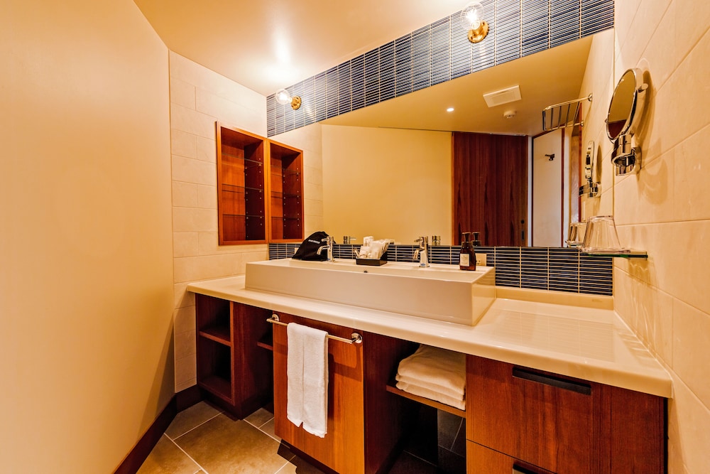 デラックス トリプルルーム 禁煙 バスルームのシンク0 | プロスタイル テラス ナハ