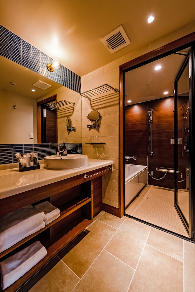 デラックス ダブルルーム 禁煙 (King Room) バスルームのシンク0 | プロスタイル テラス ナハ