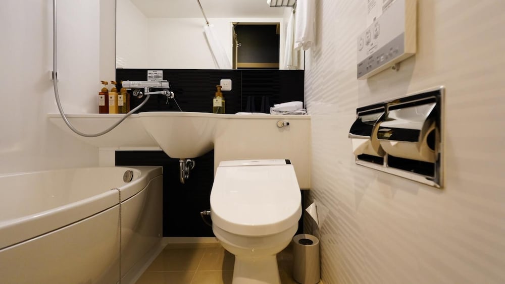 スタンダード ダブルルーム 客室9 | トラベロッジ京都四条大宮