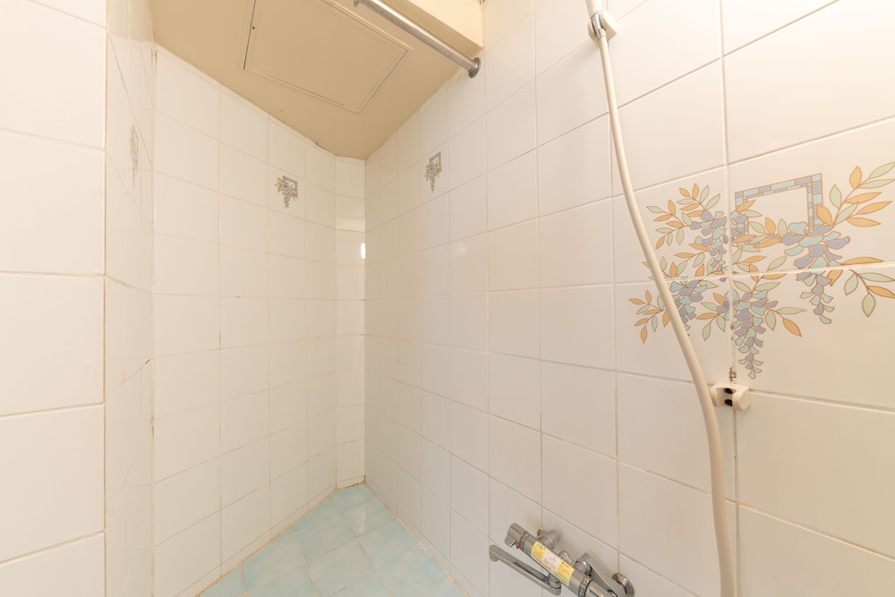 ダブルルーム 喫煙可 バスルーム2 | Tabist ホテルフロリダ池袋