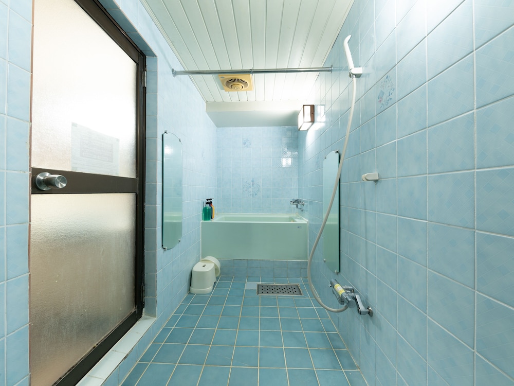 デラックス ルーム 喫煙可 バスルーム0 | Tabist ホテルフロリダ池袋