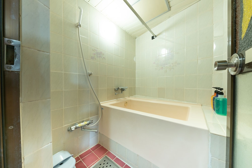 ダブルルーム 禁煙 バスルーム1 | Tabist ホテルフロリダ池袋