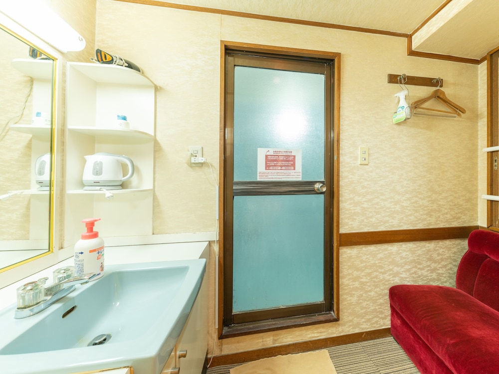 デラックス ルーム 喫煙可 バスルーム2 | Tabist ホテルフロリダ池袋