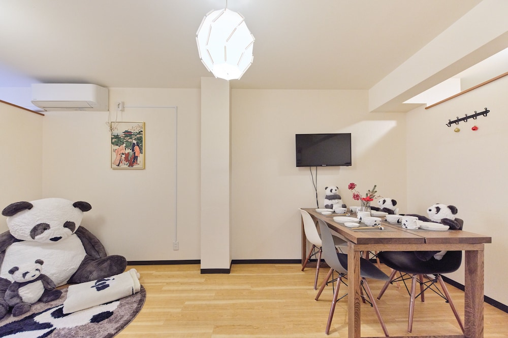 アパートメント 禁煙 客室内のダイニングエリア7 | TORA Hotel Ueno 193 B