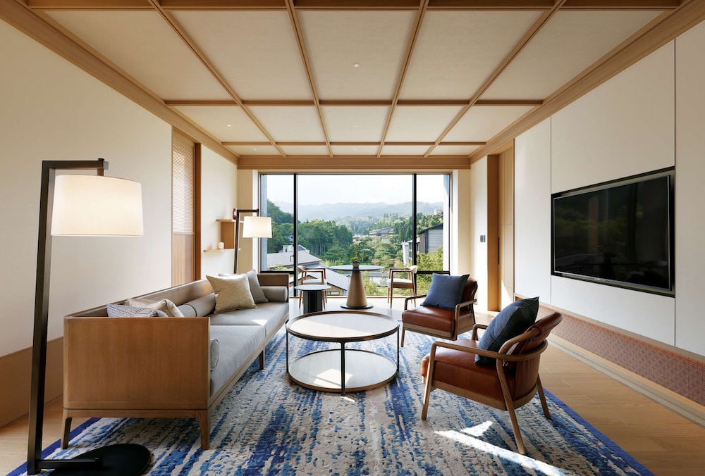 ROKUスイートルームツイン | ROKU KYOTO LXR Hotels & Resorts