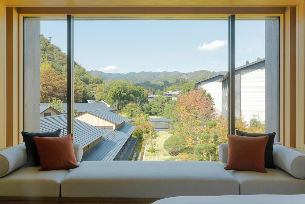 パノラマデラックスルームキング | ROKU KYOTO LXR Hotels & Resorts