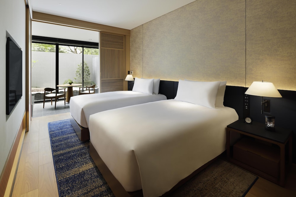 温泉ガーデンルームツイン 客室3 | ROKU KYOTO LXR Hotels & Resorts