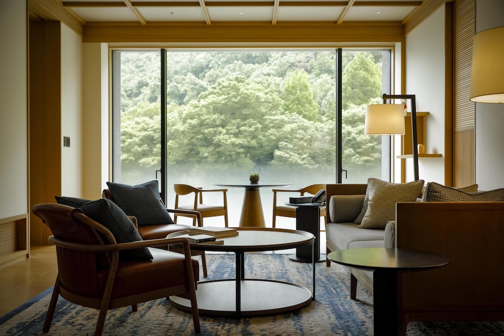 PEAKスイートルームキング | ROKU KYOTO LXR Hotels & Resorts