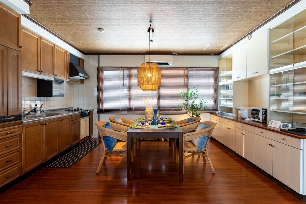 ラグジュアリー スタジオスイート 禁煙 専用キッチン0 | Ishigaki House