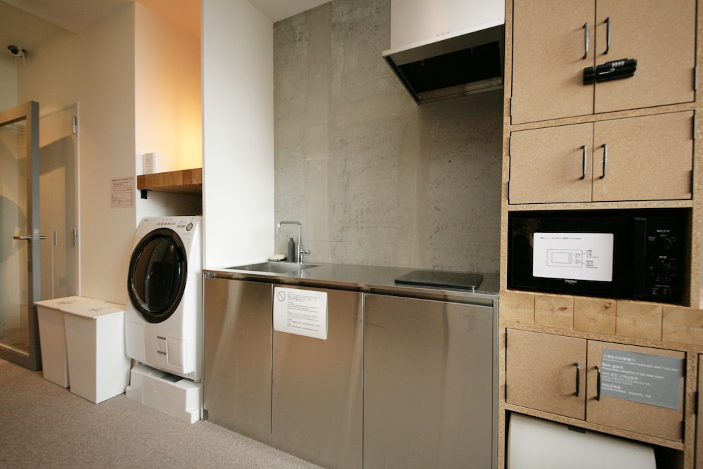 共用キッチン1 | ゾンクホテル天神渡辺通 共用キッチン1 | ゾンクホテル天神渡辺通