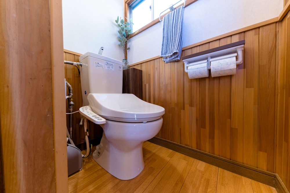 ハウス 禁煙 バスルーム1 | KoKo Terrace Fuji