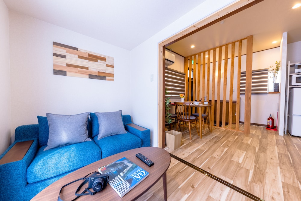 ハウス 禁煙 リビング エリア2 | KoKo Terrace Fuji