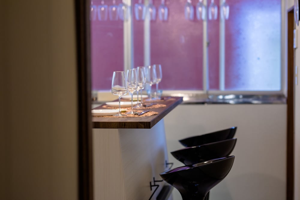 ハウス 禁煙 客室内のダイニングエリア3 | RAKUWA Bettei