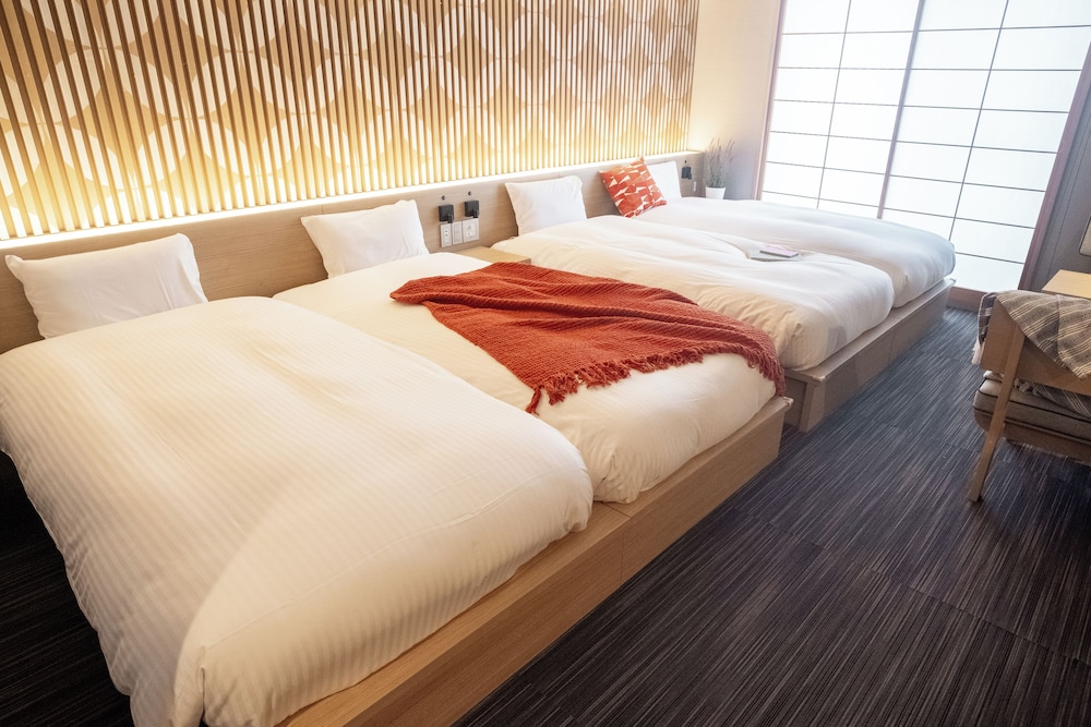 デラックス 4人部屋 禁煙 | ORI Kyoto Hotel