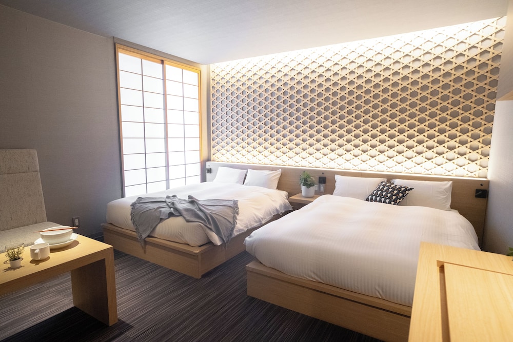 プレミアムダブルルーム ダブルベッド2台 禁煙 | ORI Kyoto Hotel