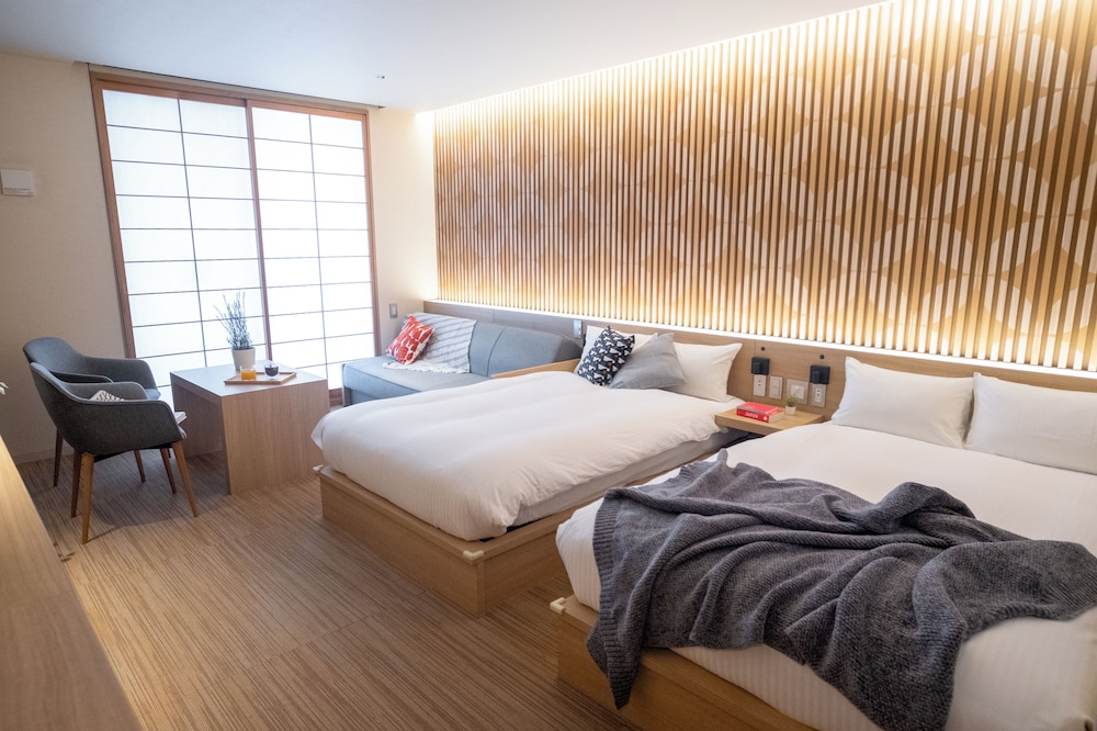 デラックスツインルーム ソファー付き 禁煙 | ORI Kyoto Hotel