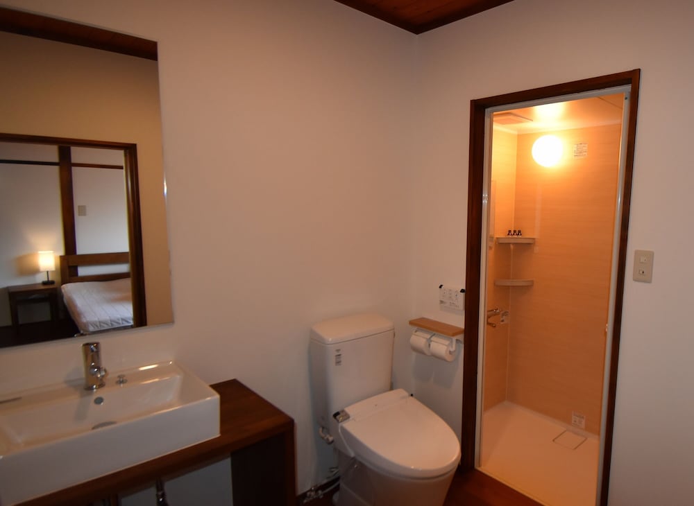 ルーム 禁煙 サウナ (Alpha) バスルーム0 | クイントハウス直島