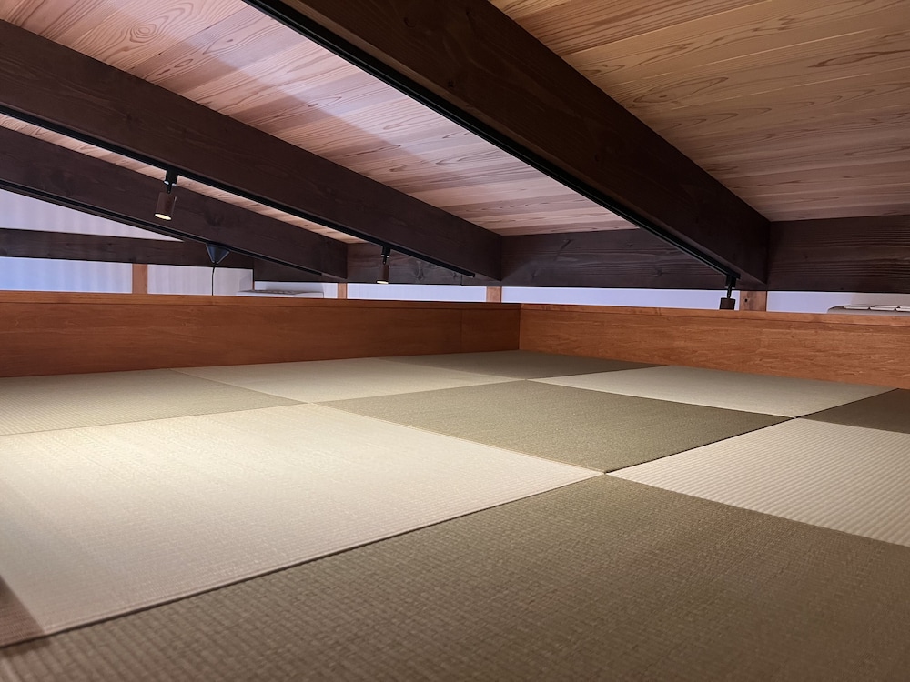 ファミリー ルーム サウナ 禁煙 客室1 | クイントハウス直島