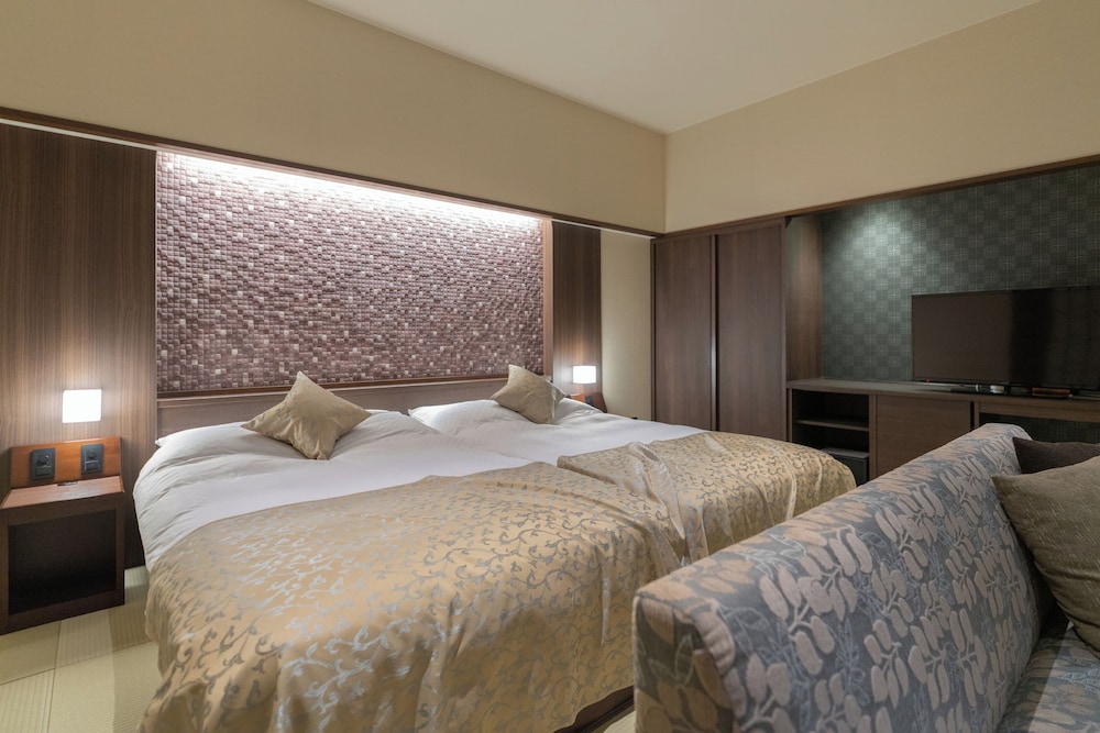 [源泉掛流し露天風呂] オーシャンビュー 2階ツイン 客室2 | 大室の杜 玉翠 (13 歳以上)