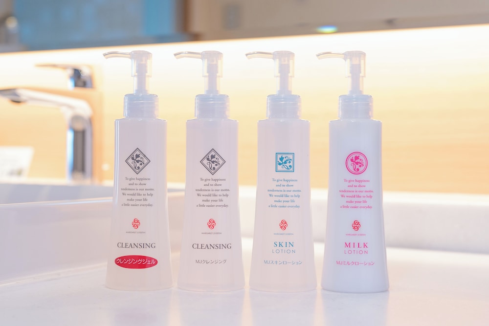 [源泉掛流し露天風呂] オーシャンビュー 2階特別室 客室の設備とサービス8 | 大室の杜 玉翠 (13 歳以上)