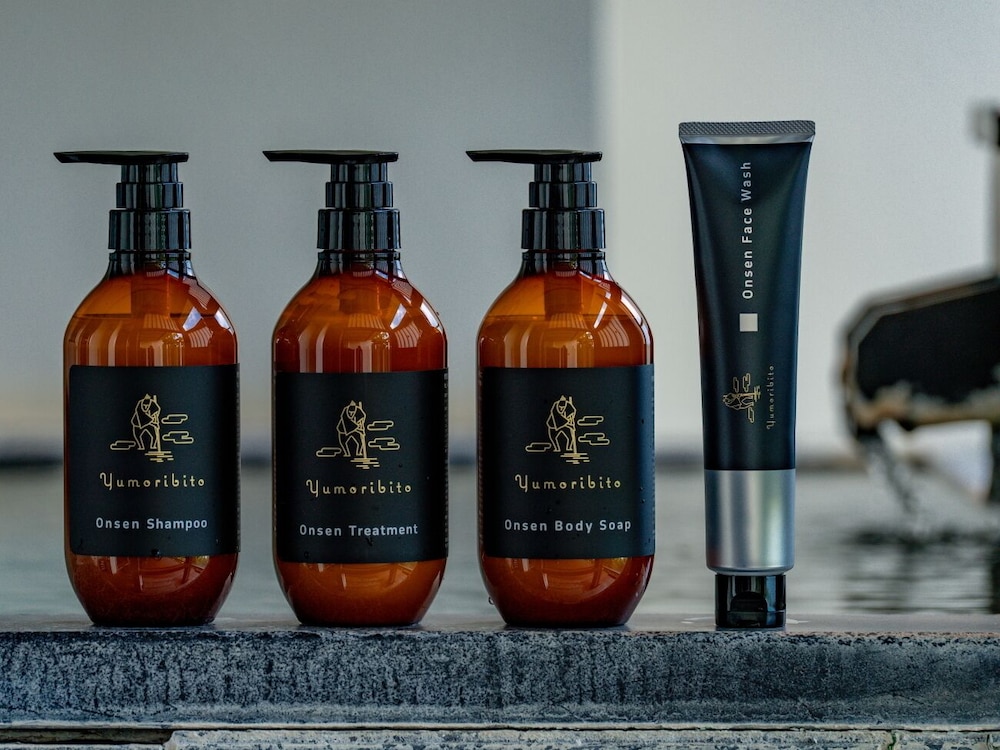 [源泉掛流し露天風呂] オーシャンビュー 2階特別室 客室の設備とサービス12 | 大室の杜 玉翠 (13 歳以上)