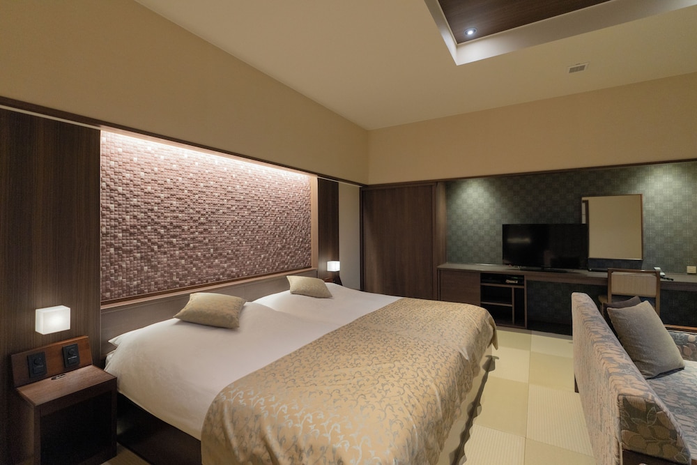 [源泉掛流し露天風呂] オーシャンビュー 2階ツイン 客室4 | 大室の杜 玉翠 (13 歳以上)