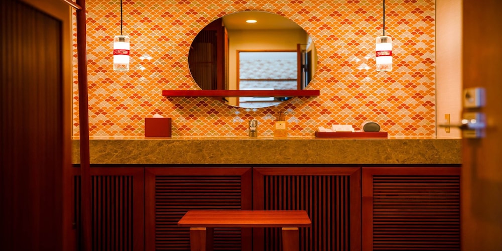 グランドスイートダブルルーム12F-13F 禁煙 バスルーム2 | オイレ バイ ディーエスエイチ リゾーツ