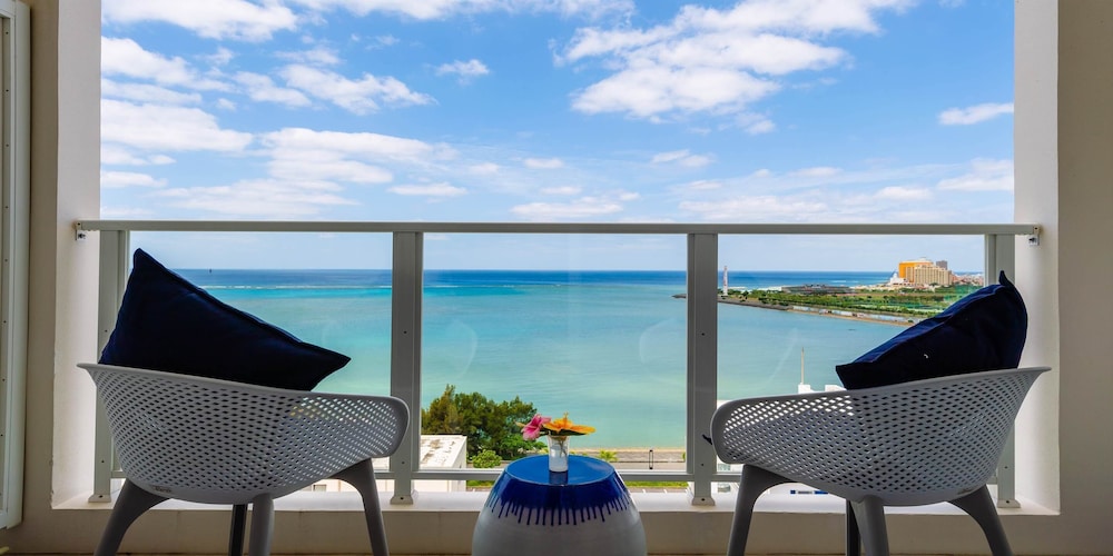 ラグジュアリーダブルルーム9F-11F 禁煙 部屋からの景観0 | オイレ バイ ディーエスエイチ リゾーツ