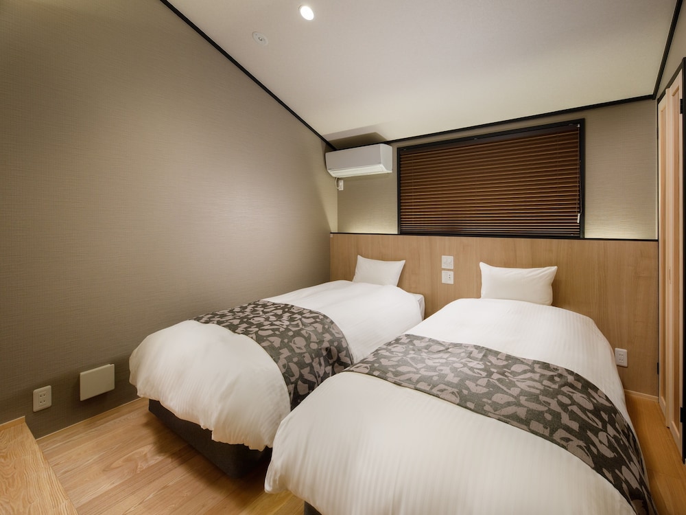 デラックス ヴィラ 客室2 | 奏 伏見稲荷 猪目邸