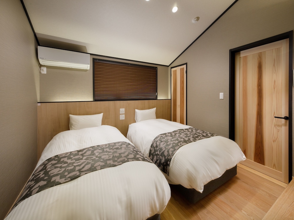 デラックス ヴィラ 客室0 | 奏 伏見稲荷 猪目邸