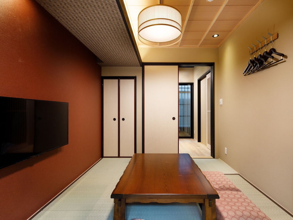 デラックス ヴィラ 客室4 | 奏 伏見稲荷 猪目邸