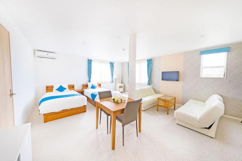 スーペリア 4 人部屋 禁煙 | ホテル カリフォルニア 宮古島リゾート