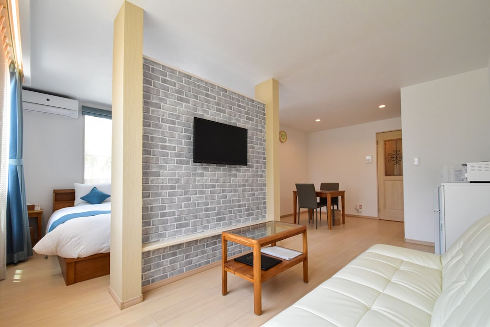 スーペリア ツインルーム 禁煙 客室2 | ホテル カリフォルニア 宮古島リゾート