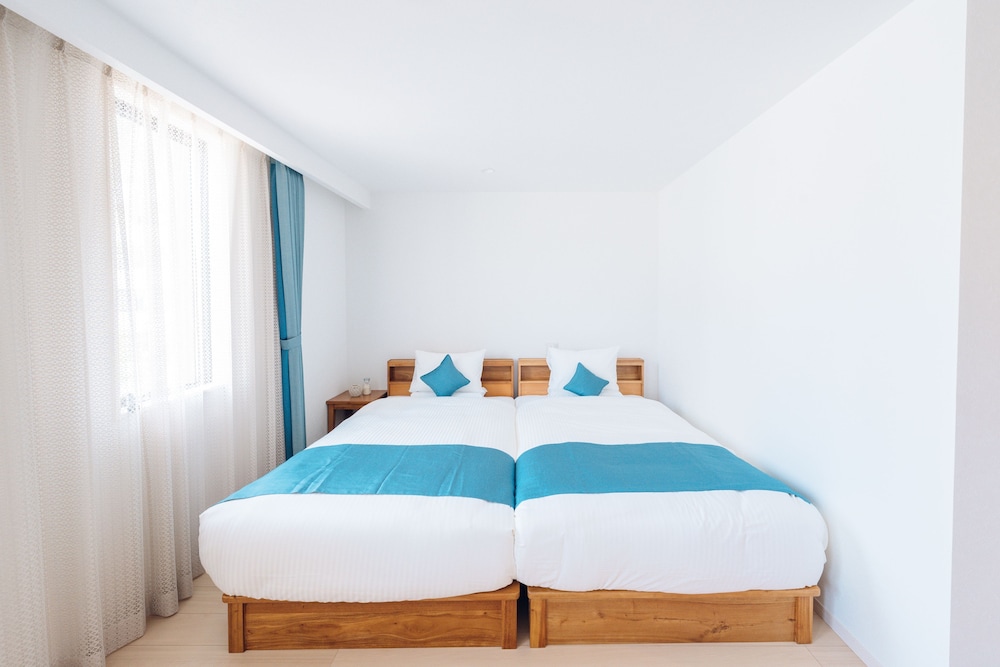 コンフォート ツインルーム 禁煙 客室2 | ホテル カリフォルニア 宮古島リゾート