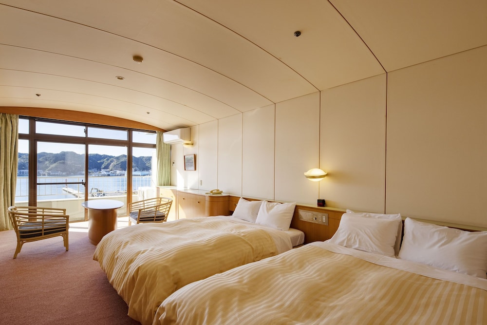 客室1 | ホテル浦島