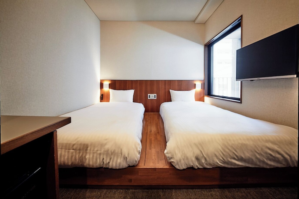 スタンダード ツインルーム 禁煙 | & HOTEL HAKATA